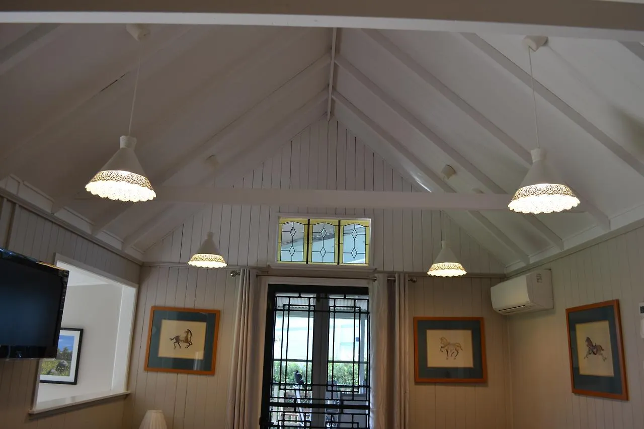 Pitstop Lodge Guesthouse B&B Warwick Australia